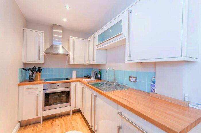 1 Bedroom Flat To Rent In Park Road, Regent's Park, London, NW1