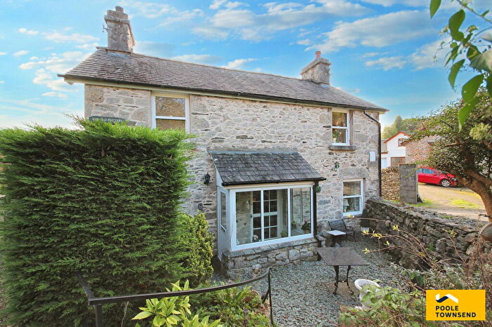 2 Bedroom Flat For Sale In Mill House Yard, Lindale, Grange-over-sands, LA11