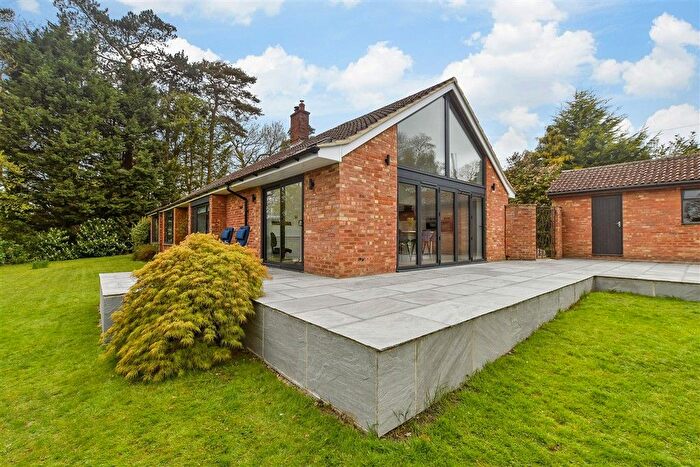 3 Bedroom Bungalow For Sale In St. Raphaels, Buxted, Uckfield, East Sussex, TN22