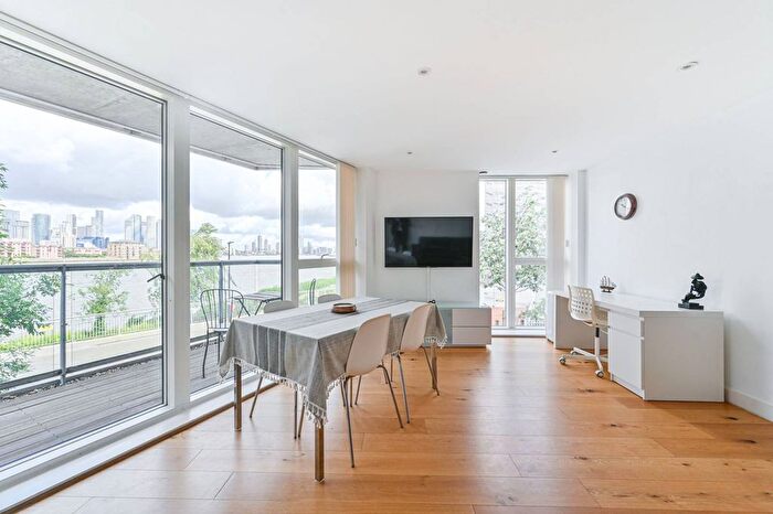 2 Bedroom Flat To Rent In Banning Street, Greenwich, London, SE10