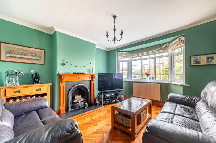 3 Bedroom Terraced House For Sale In Porlock Avenue, Harrow, HA2