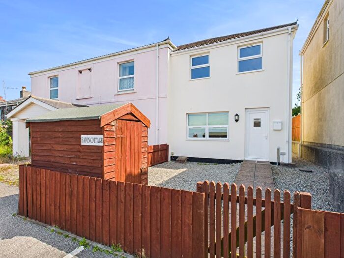 3 Bedroom Semi-Detached House For Sale In Tuckingmill, Camborne - Spacious Family Home, TR14