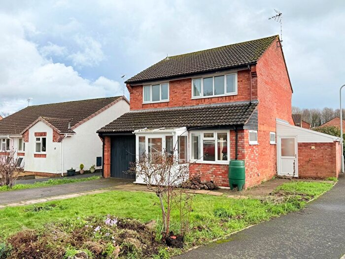 4 Bedroom Detached House To Rent In Bilberry Grove, Taunton, TA1