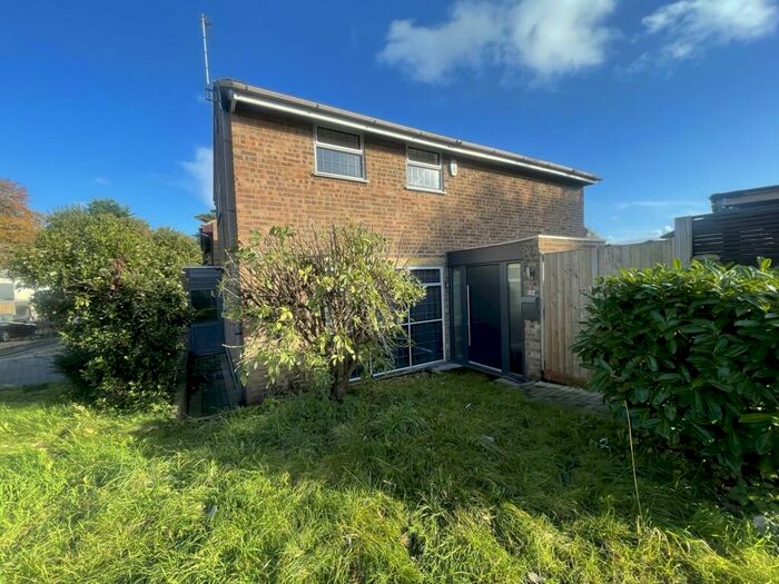 4 Bedroom Detached House To Rent In Harmans Way, Weedon, Northampton, NN7