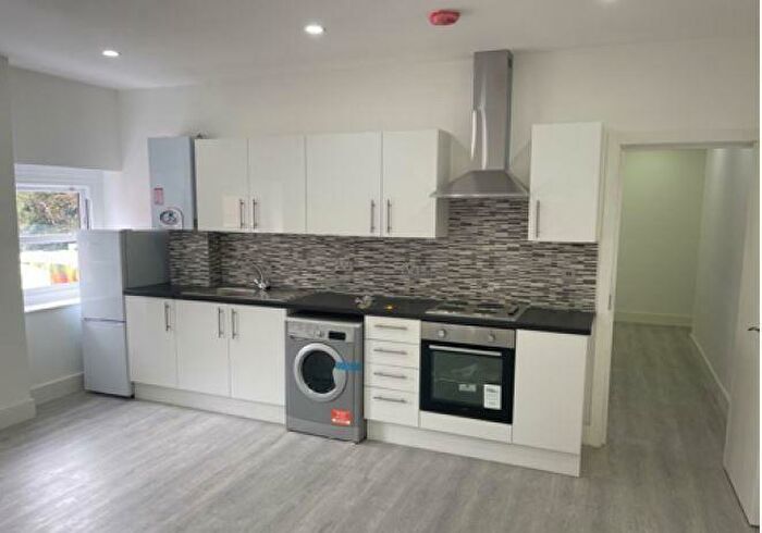 1 Bedroom Flat To Rent In London Road, Southend-On-Sea, SS1