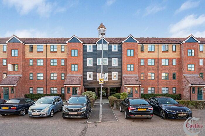 2 Bedroom Flat To Rent In Bren Court, Colgate Place, Enfield, EN3