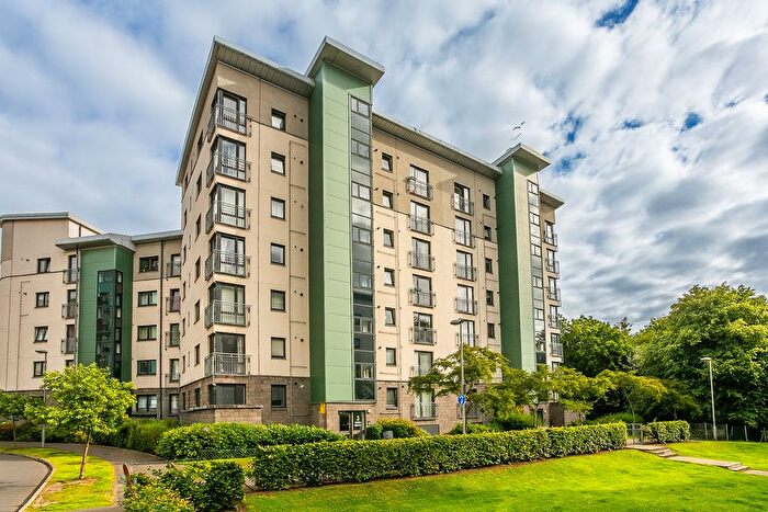 2 Bedroom Flat For Sale In Lochend Park View, Easter Road, Edinburgh, EH7