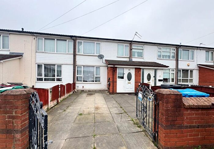 3 Bedroom Town House For Sale In Ashwood Close, Kirkby, Liverpool, Merseyside, L33