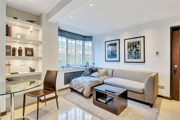 2 Bedroom Flat For Sale In Chelsea Cloisters, Sloane Avenue, Chelsea, London, SW3