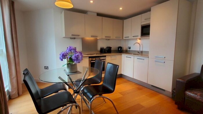 1 Bedroom Flat To Rent In Water Gardens Square, London, SE16