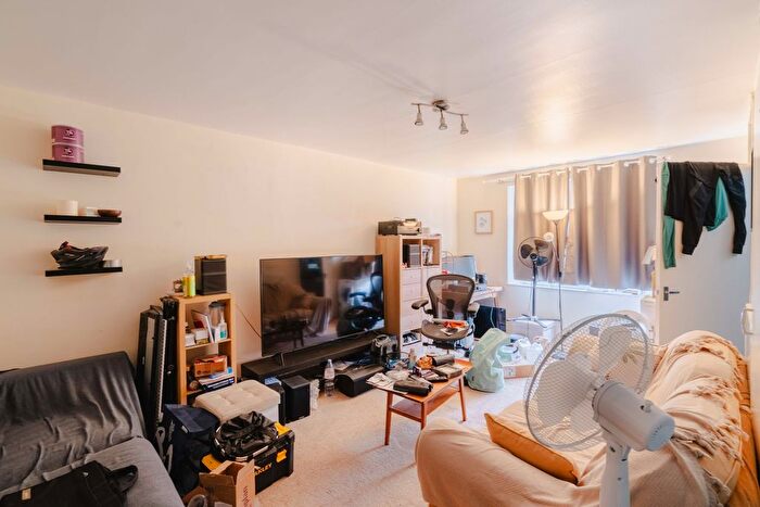 1 Bedroom Flat For Sale In Montague Court, Bristol, BS2