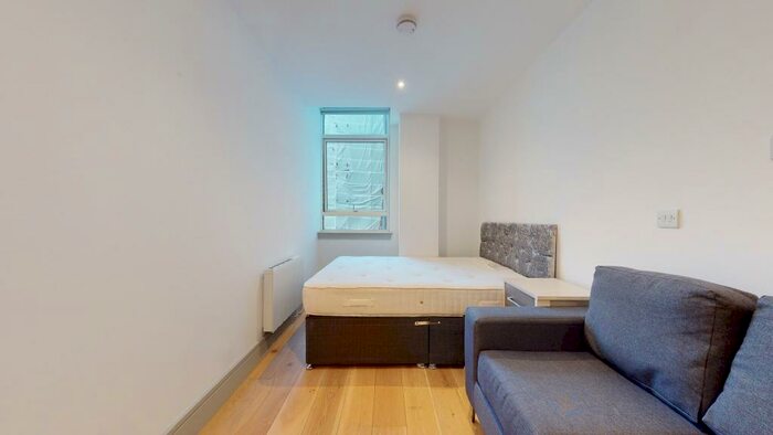 Studio To Rent In Lawrence Road, N15