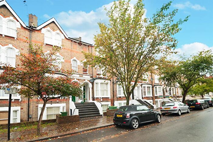 1 Bedroom Flat To Rent In Lowfield Road, London, NW6