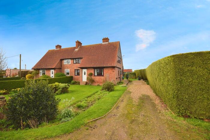 3 Bedroom Semi-Detached House For Sale In Wheelbridge, Haven House, Wainfleet St Mary, PE24