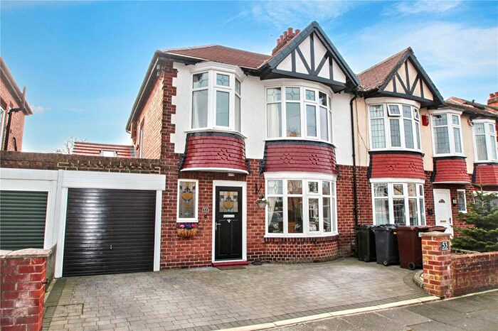 3 Bedroom Semi Detached House For Sale In Oakland Road, Monkseaton, NE25