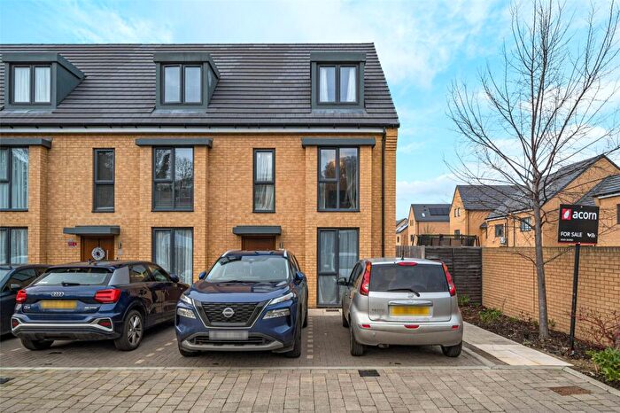 3 Bedroom End Of Terrace House For Sale In Geneive Road, Northfleet, Gravesend, DA11