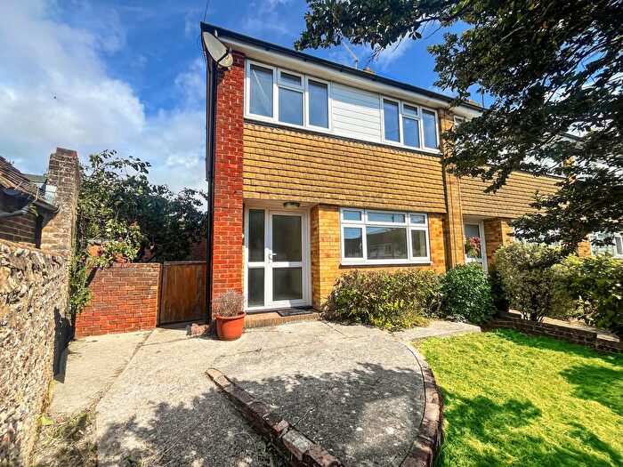 3 Bedroom End Of Terrace House For Sale In Salvington Road, Worthing, BN13