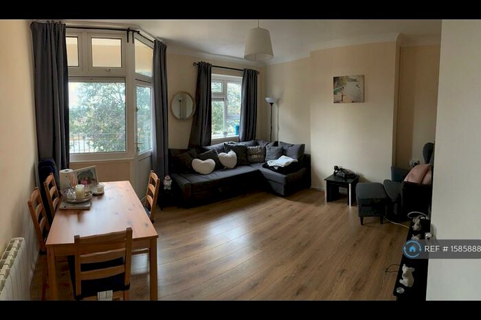2 Bedroom Flat To Rent In Cosham, Portsmouth, PO6