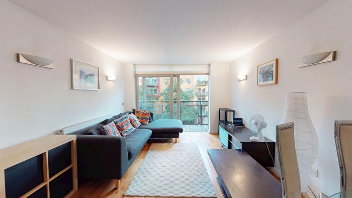 2 Bedroom Flat To Rent In Newton Lodge, West Parkside, London, SE10