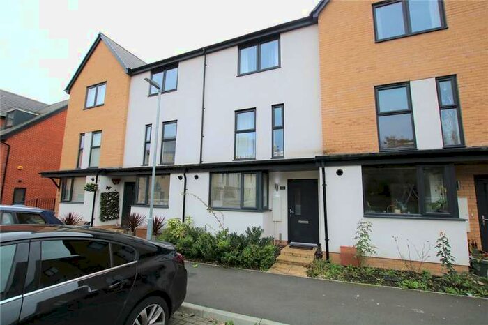 4 Bedroom Town House To Rent In Coley Avenue, Reading, Berkshire, RG1