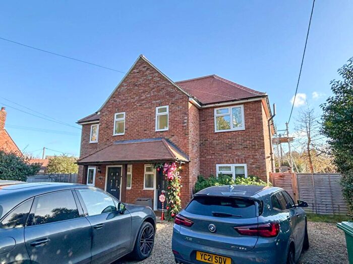 4 Bedroom Semi Detached House For Sale In The Burrow, Bird In Hand Lane, Sonning Common, South Oxfordshire, RG4