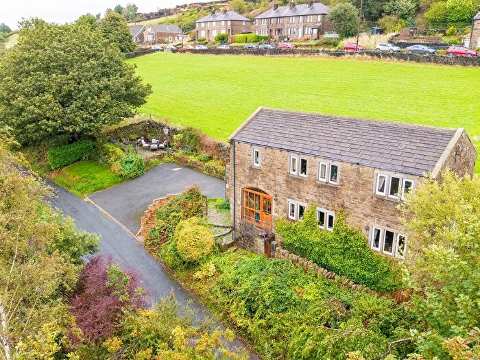 4 Bedroom Detached House For Sale In Cliff Lane, Holmfirth, HD9