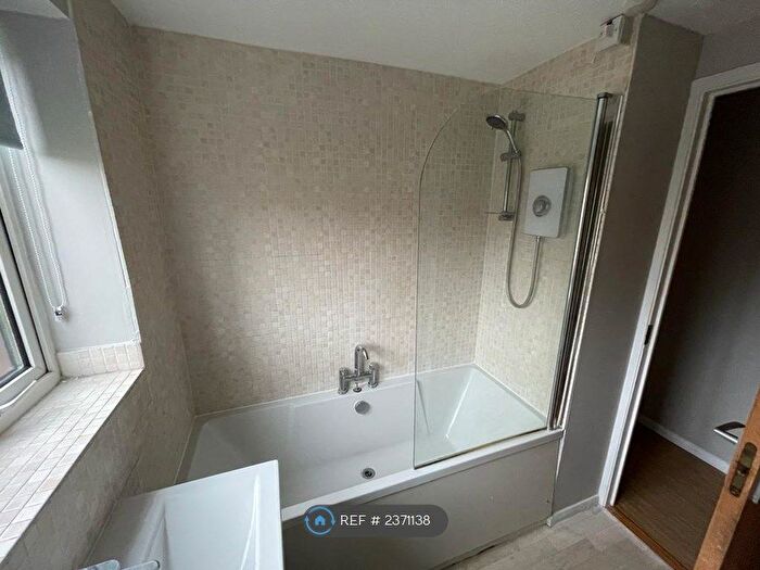 1 Bedroom Flat To Rent In Eton Wick Road, Eton Wick, Windsor, SL4