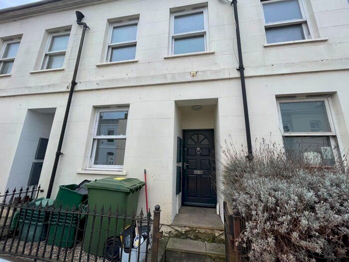 3 Bedroom Terraced House To Rent In St. Pauls Road, Cheltenham, GL50