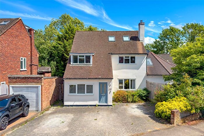4 Bedroom Detached House For Sale In Skys Wood Road, St. Albans, Hertfordshire, AL4