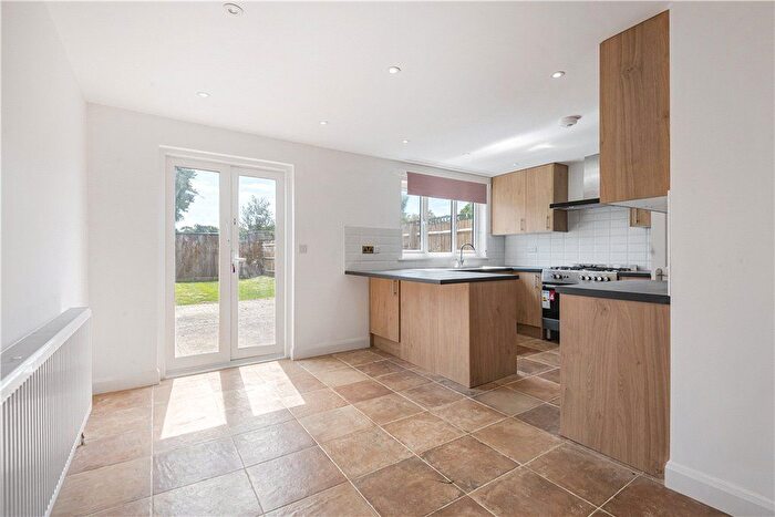 4 Bedroom Semi-Detached House To Rent In Leamington Avenue, Morden, Surrey, SM4