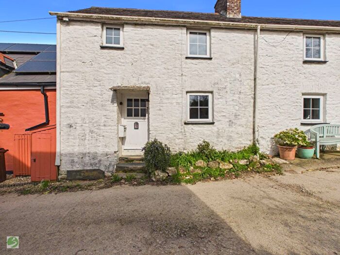 1 Bedroom Cottage For Sale In Tredinnick, Liskeard, PL14
