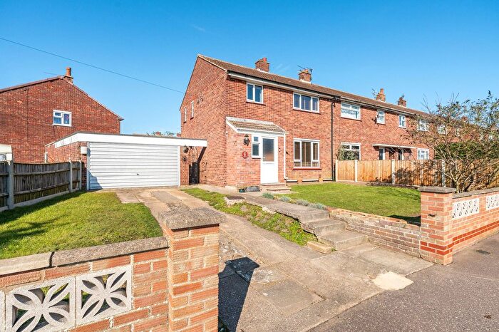 3 Bedroom End Terrace House For Sale In Campion Avenue, Gorleston, NR31