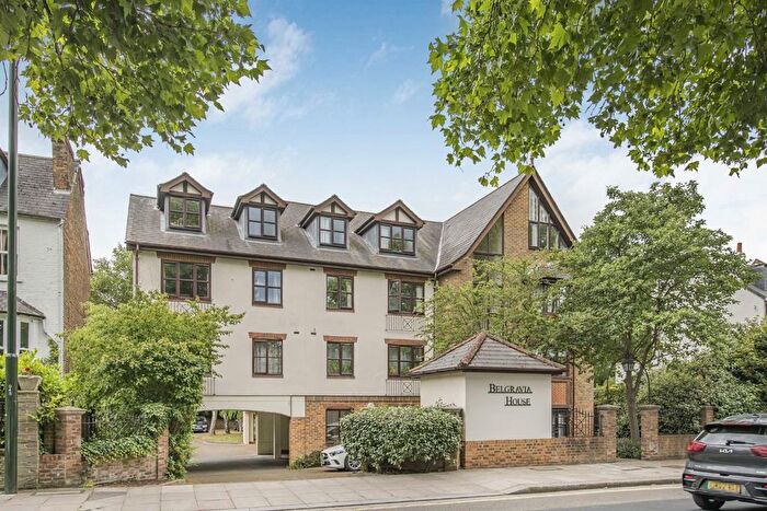 1 Bedroom Flat To Rent In Kingston Road, Teddington, TW11