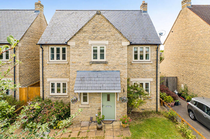 4 Bedroom Detached House For Sale In Gotherington Lane, Bishops Cleeve, Cheltenham, GL52