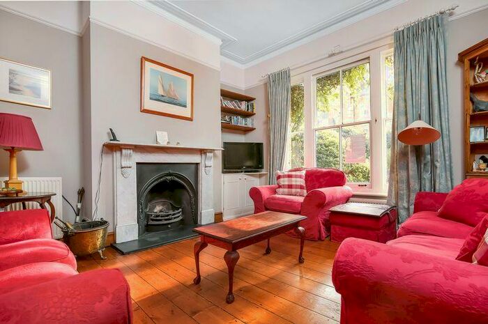 4 Bedroom Semi-Detached House To Rent In St Cross, Winchester, SO23