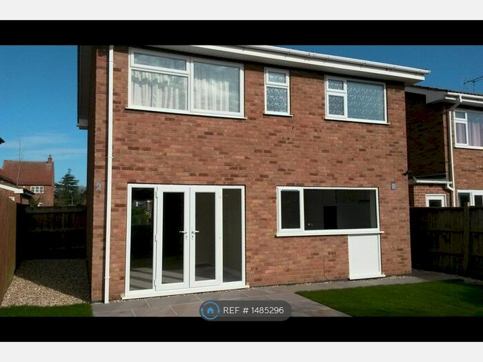 3 Bedroom Detached House To Rent In The Oaklands, Collingham, Newark, NG23