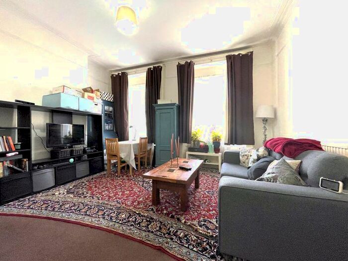 1 Bedroom Flat To Rent In Vicarage Road, Leyton, E10