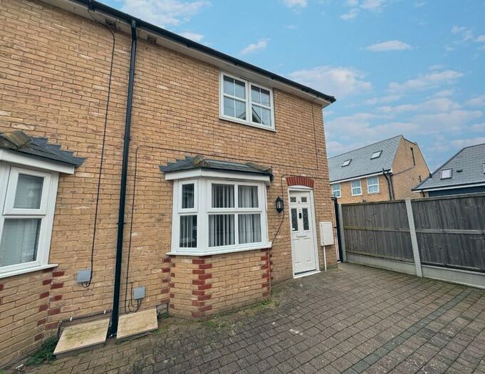 2 Bedroom End Of Terrace House To Rent In Seafield Mews, Ramsgate, CT11