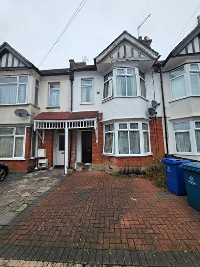 4 Bedroom Terraced House To Rent In Wellesley Road, Harrow, Greater London, HA1