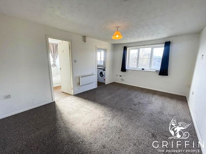 Studio To Rent In Conway Gardens, Grays, RM17
