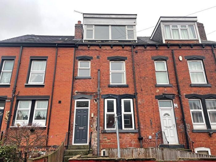 3 Bedroom Terraced House To Rent In Aviary View, Leeds, LS12