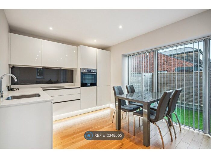 1 Bedroom Flat To Rent In Sterling House, Kingston Bagpuize, Abingdon, OX13