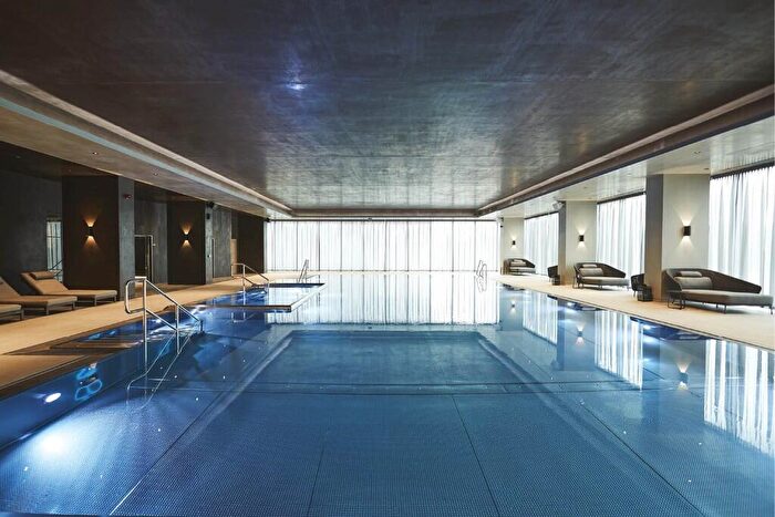 2 Bedroom Apartment To Rent In The Residences Deansgate Square, Manchester, Greater Manchester, M15