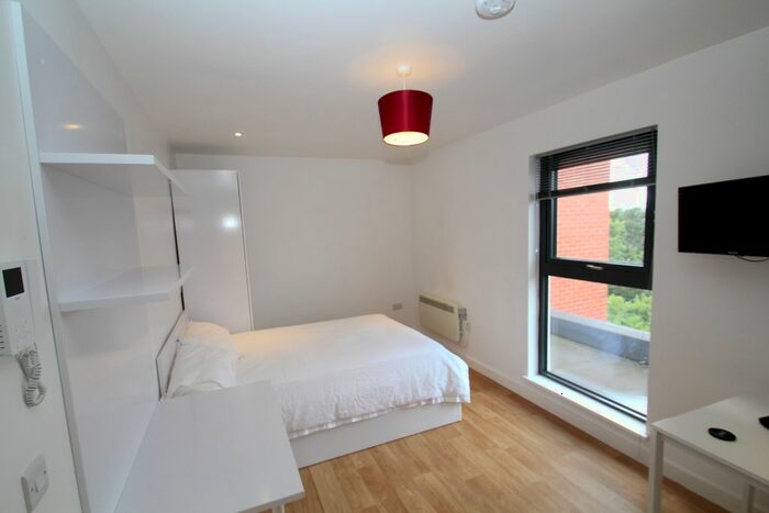 1 Bedroom Flat To Rent In St. Michaels Lane, Leeds, LS6