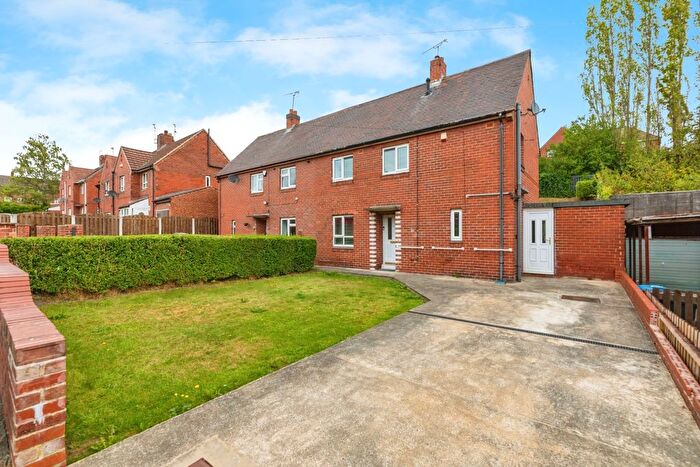 3 Bedroom Property For Sale In Hawthorn Road, High Green, Sheffield, S35