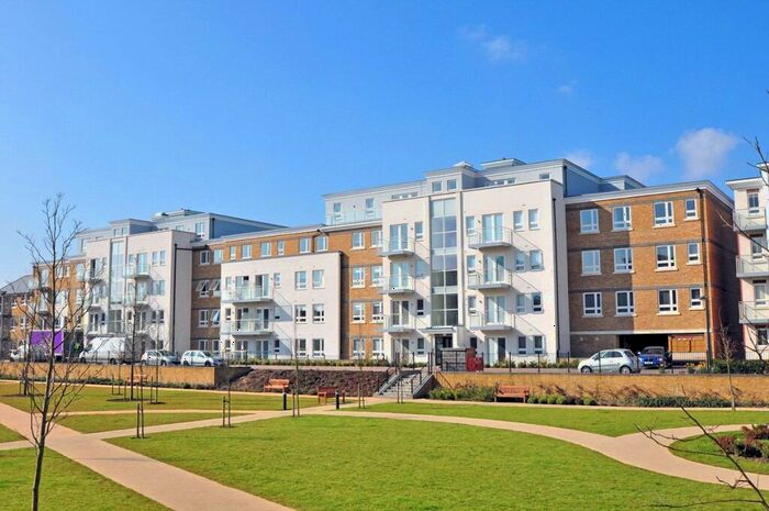 2 Bedroom Apartment To Rent In Kestrel Court, Heron Way, Maidenhead, Berkshire, SL6