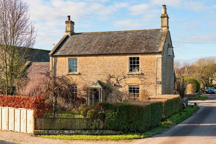 3 Bedroom Property For Sale In The Common, Broughton Gifford, SN12