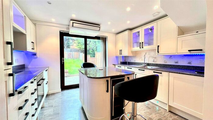 2 Bedroom Terraced House To Rent In Chilcombe Way, Lower Earley, Berkshire, RG6