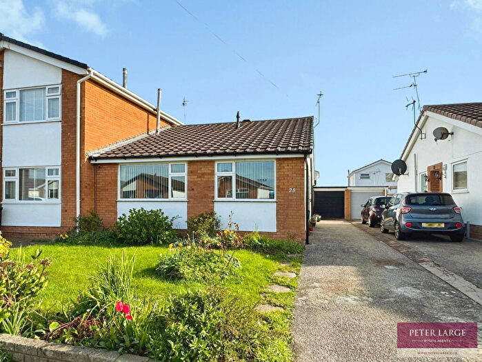 2 Bedroom Semi-Detached Bungalow For Sale In Laburnum Drive, Rhyl, LL18