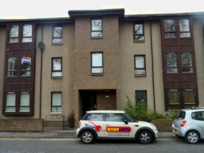 1 Bedroom Flat To Rent In Lochee Road, Dundee DD2